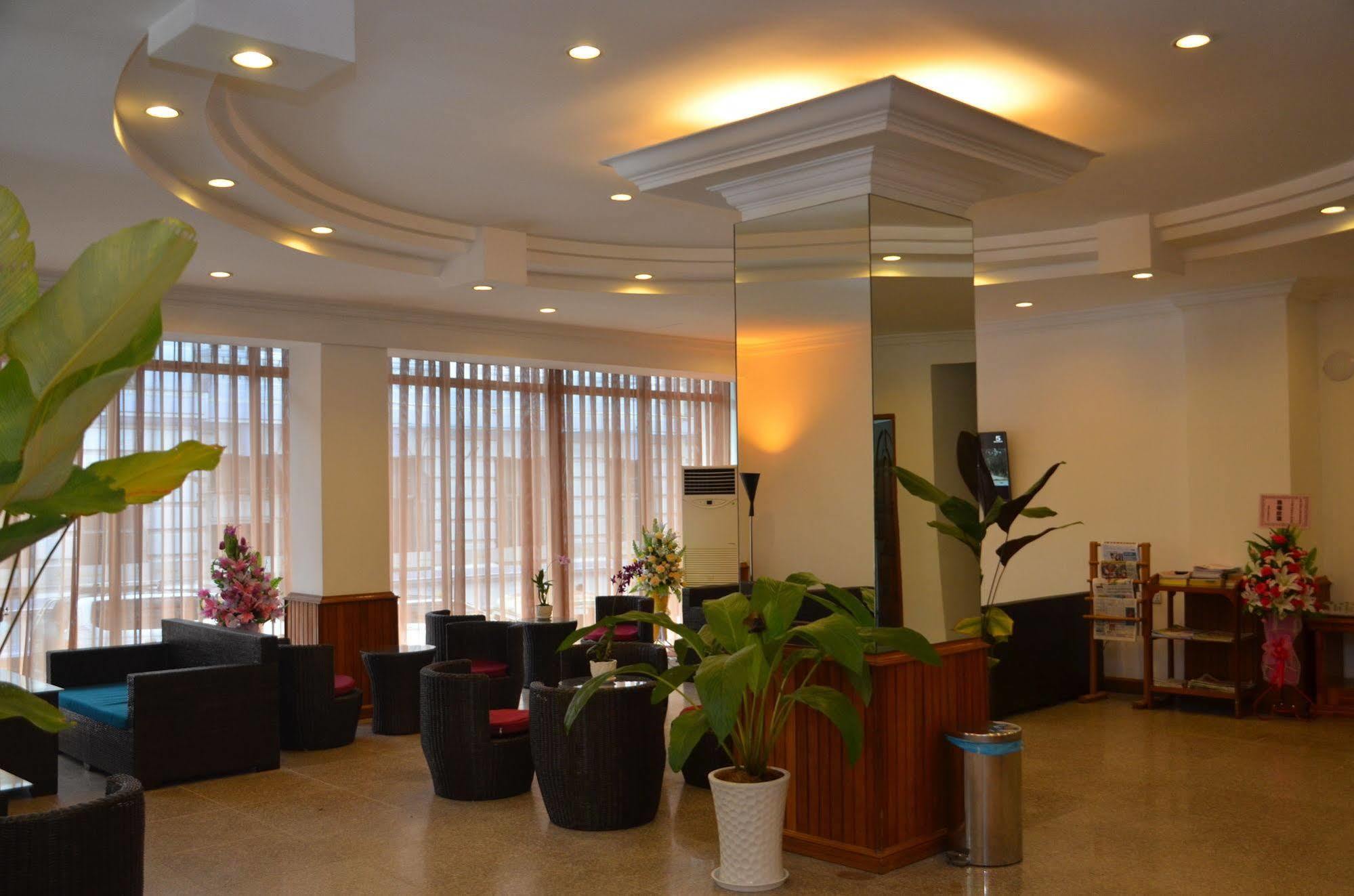 City Star Hotel Rangum Exterior foto